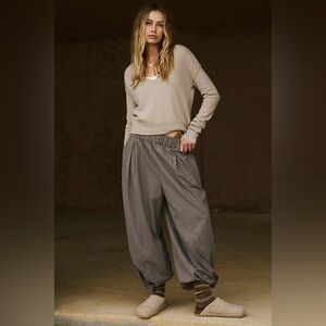 Free People Remi Trousers - Gray Lightweight Harem Pirate Pants - Relaxed Fit L